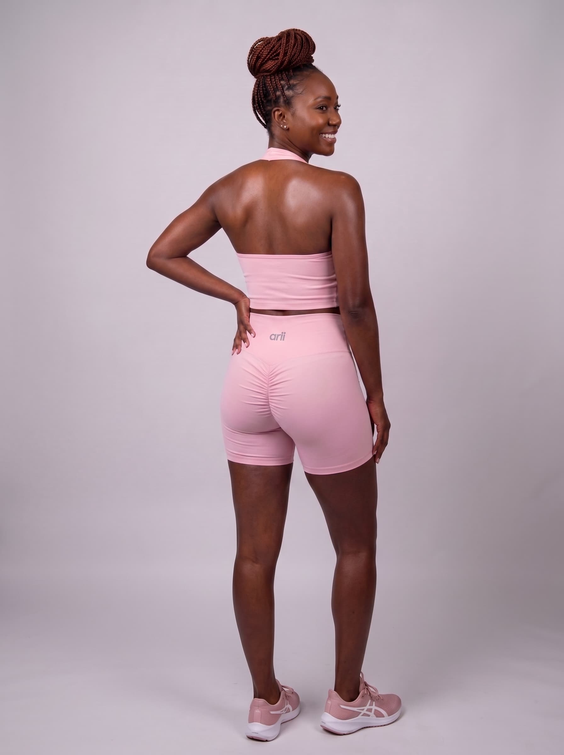 Nia High-Waisted Seamless Shorts 